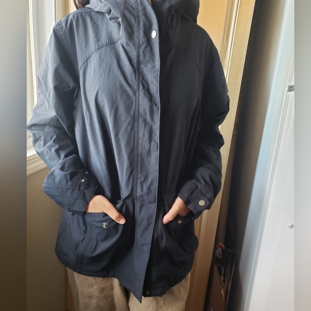 Columbia windbreaker jacket Black Hooded Jacket double zipper closure